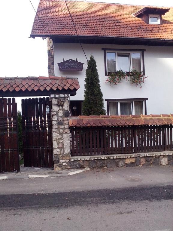 Pension Casa Contelui Rîşnov エクステリア 写真